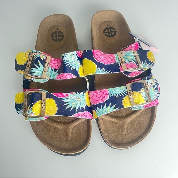 Simply Southern Shoes - Simply southern ladies sz 7 pineapple sandals